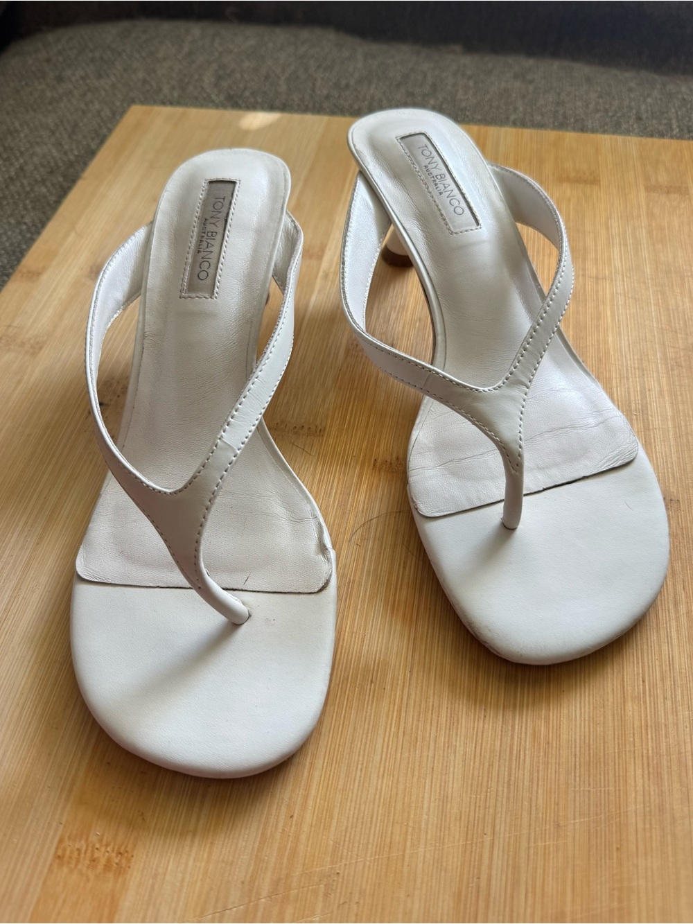 Tony Bianco White Leather Thong Kitten Heel Mules Size 7.5